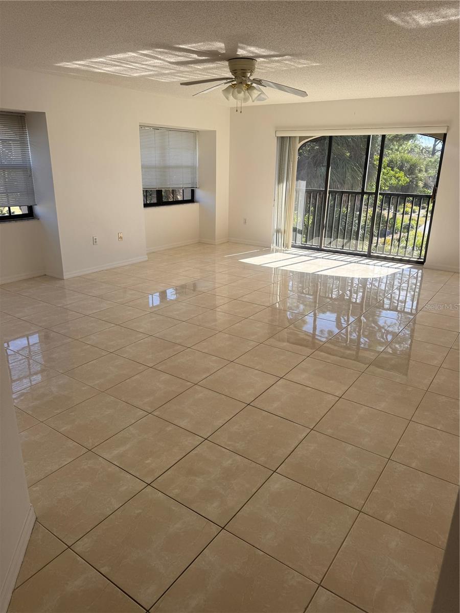 ROLLS LANDING BLDG 10 - Residential