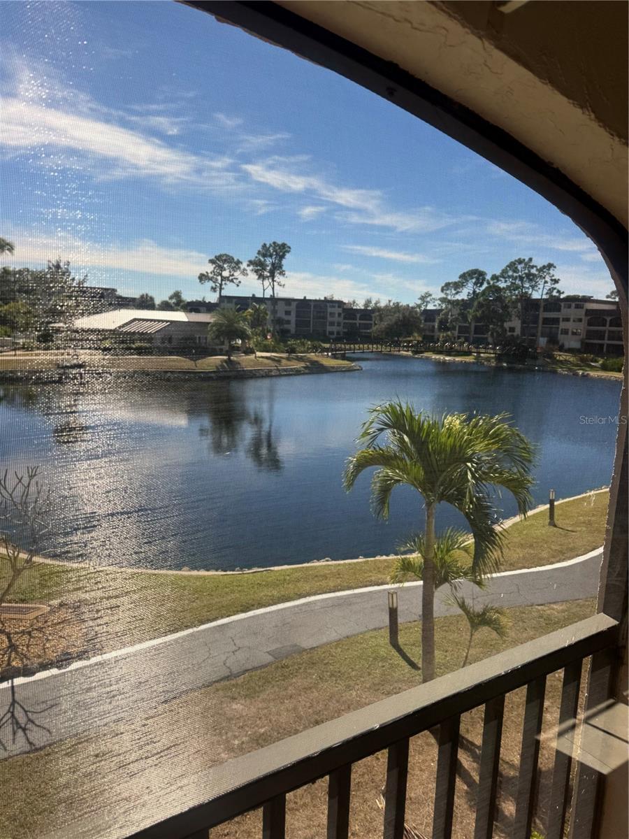 ROLLS LANDING BLDG 10 - Residential