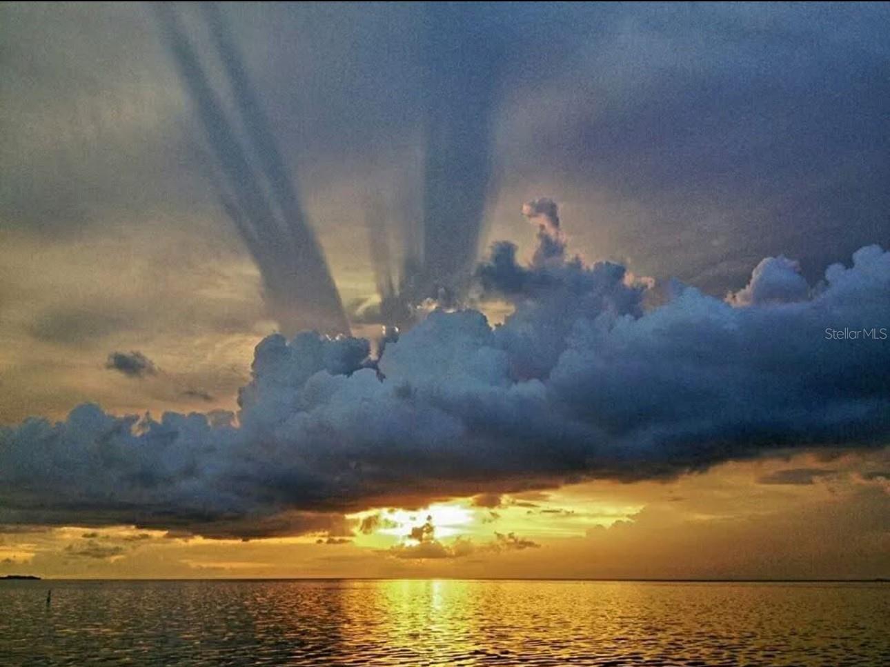 ROLLS LANDING BLDG 10 - Residential