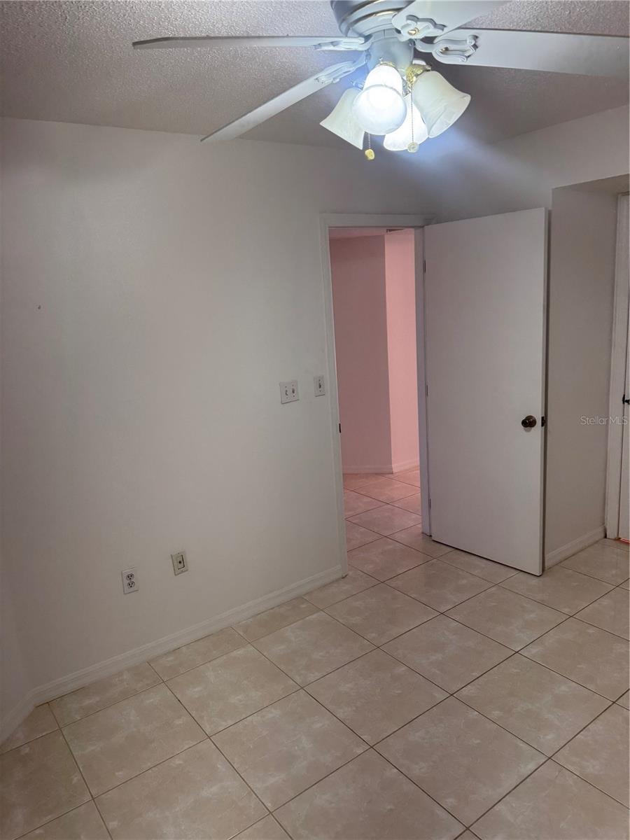 ROLLS LANDING BLDG 10 - Residential