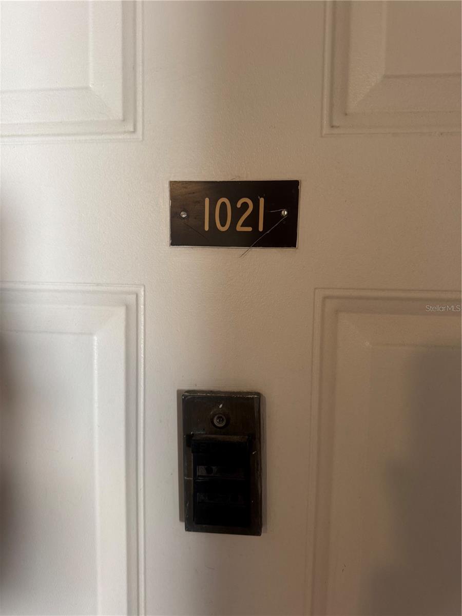 ROLLS LANDING BLDG 10 - Residential