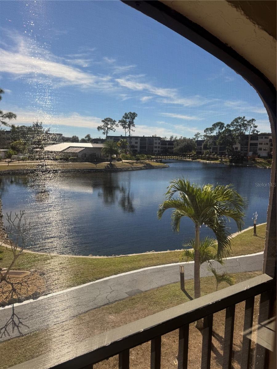 ROLLS LANDING BLDG 10 - Residential