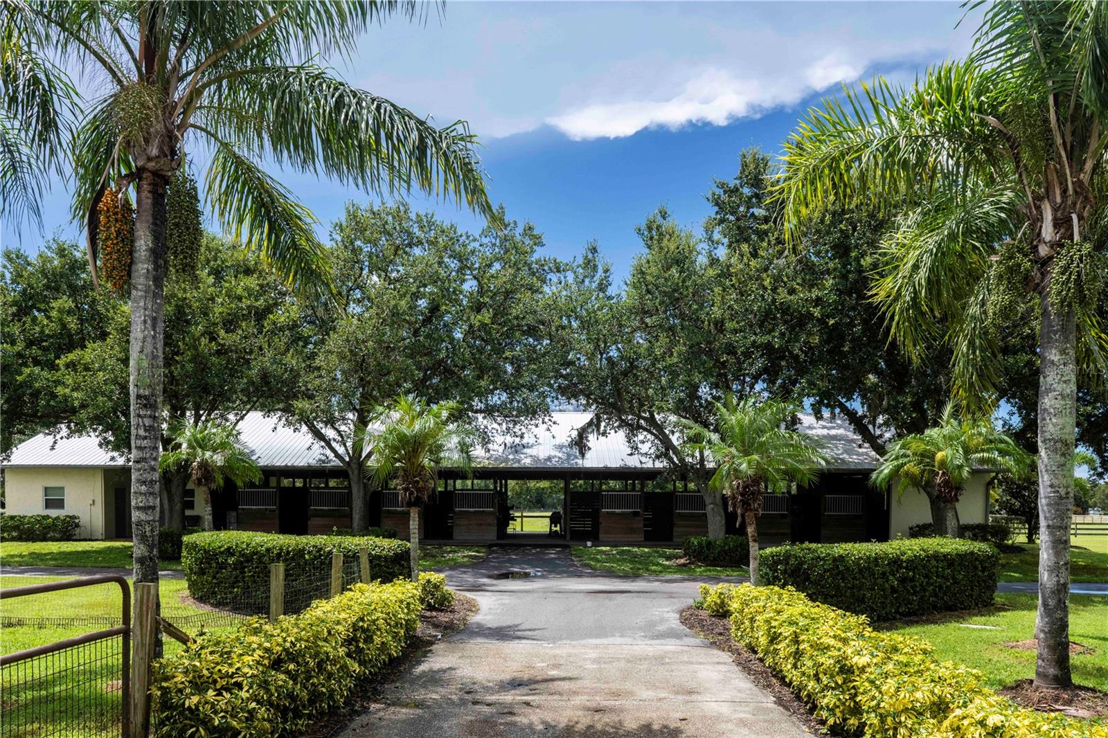 SARASOTA POLO CLUB - Residential