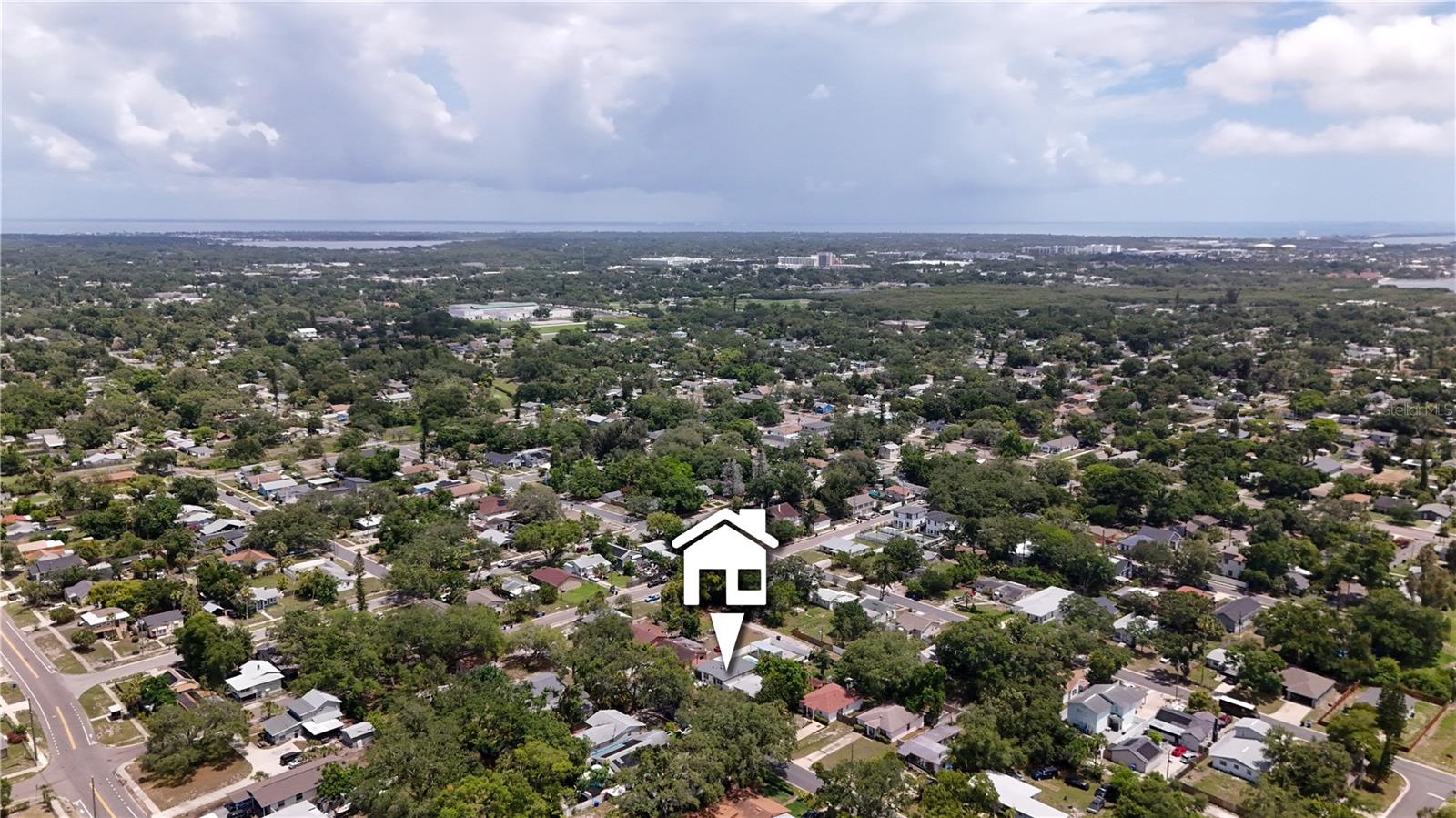 BACK BAY MANOR 3 - Residential