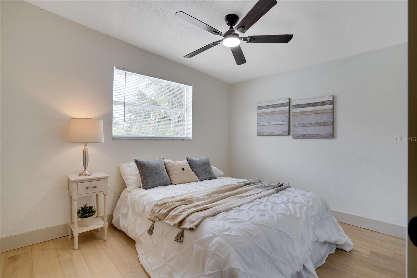 BACK BAY MANOR 3 - Residential