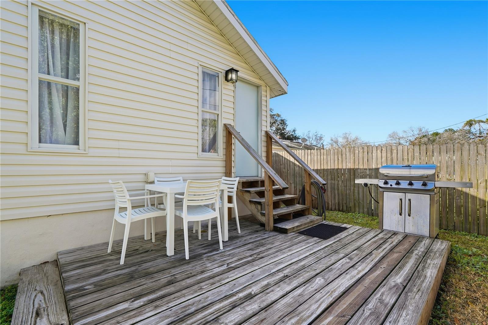 HIGHLAND GROVES - Residential