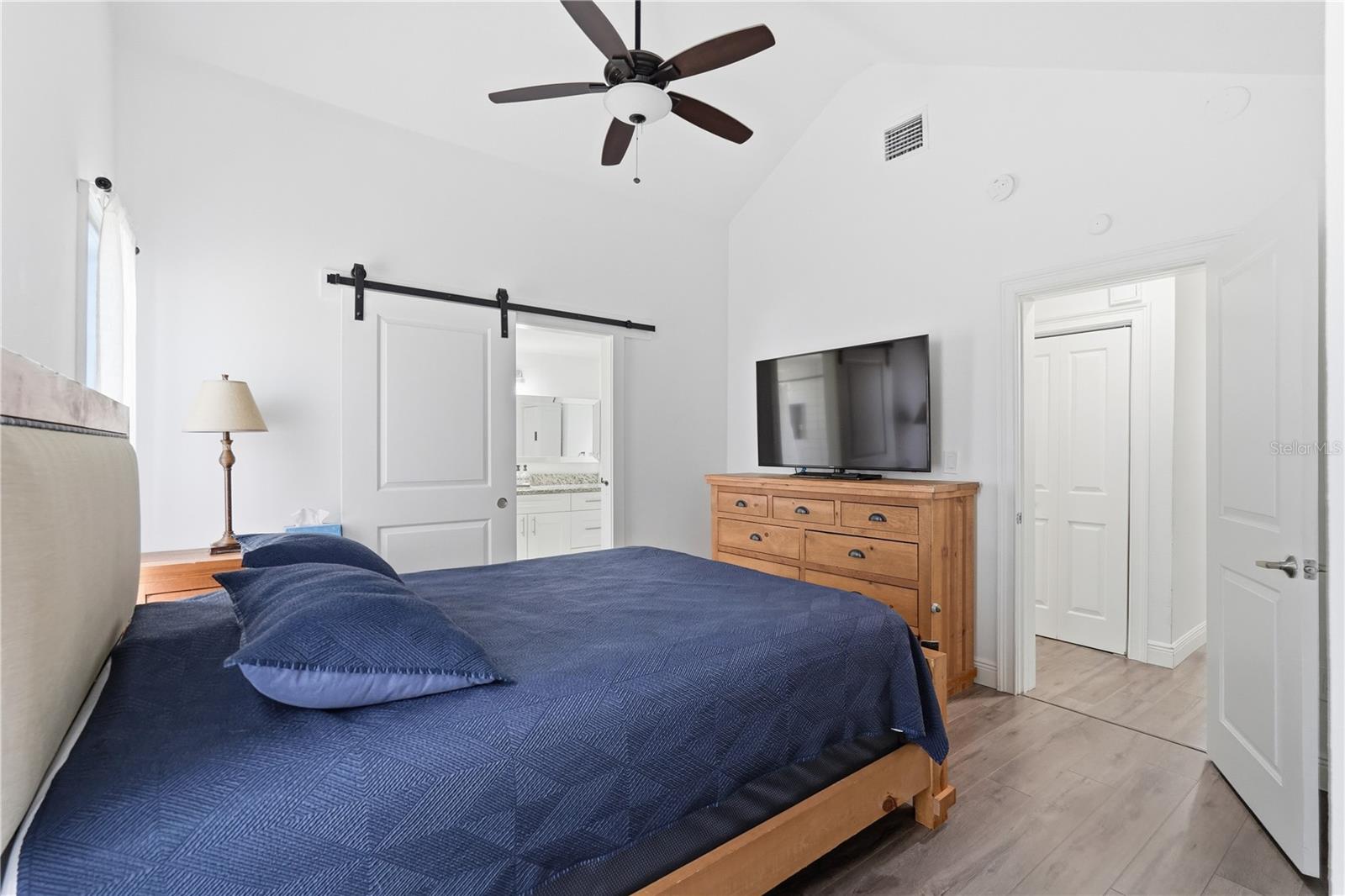 HIGHLAND GROVES - Residential