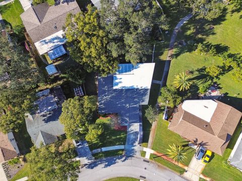 A home in PALM HARBOR