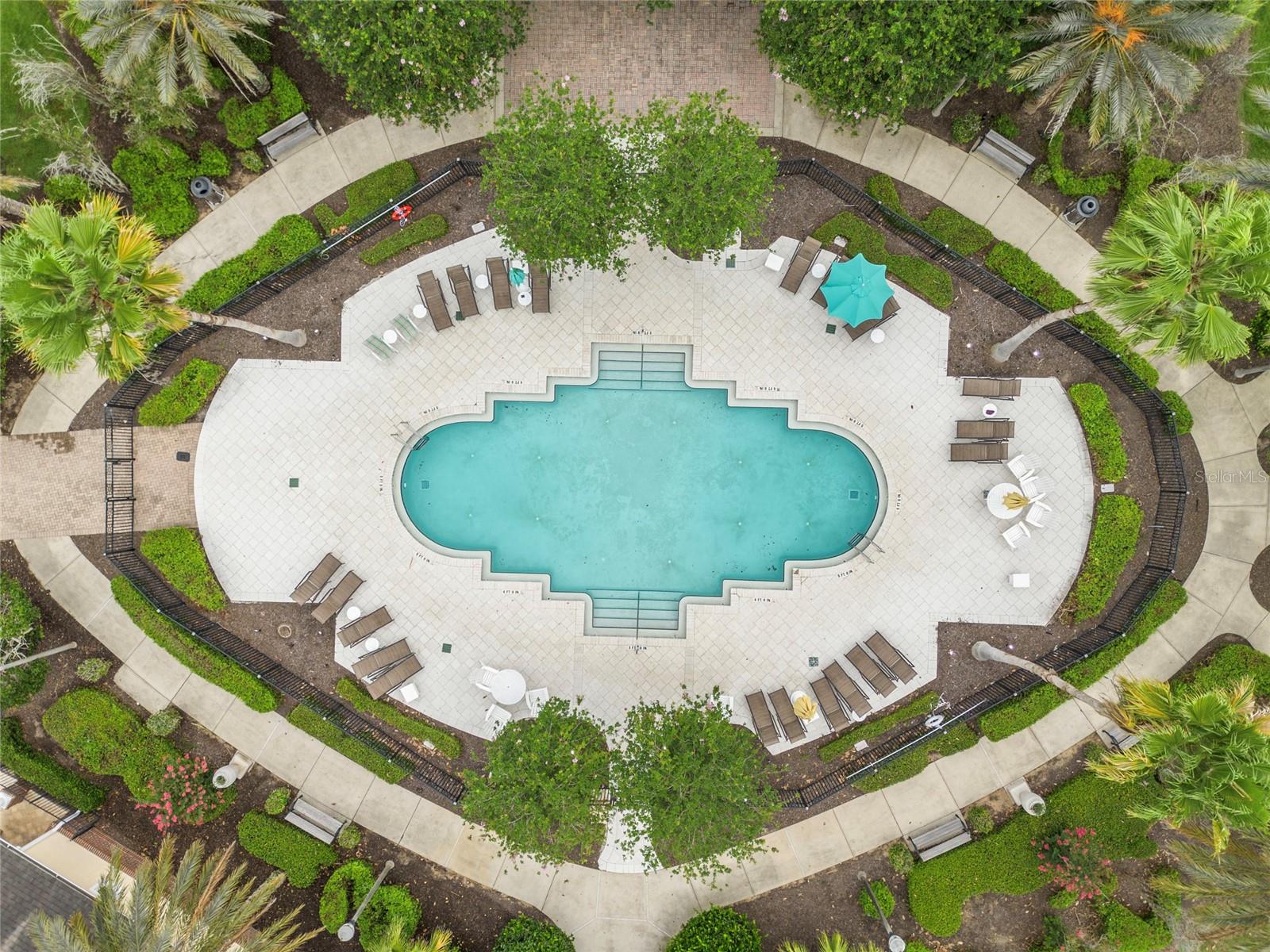 VILLAS AT REUNION SQUARE CONDO PH 9 - Residential