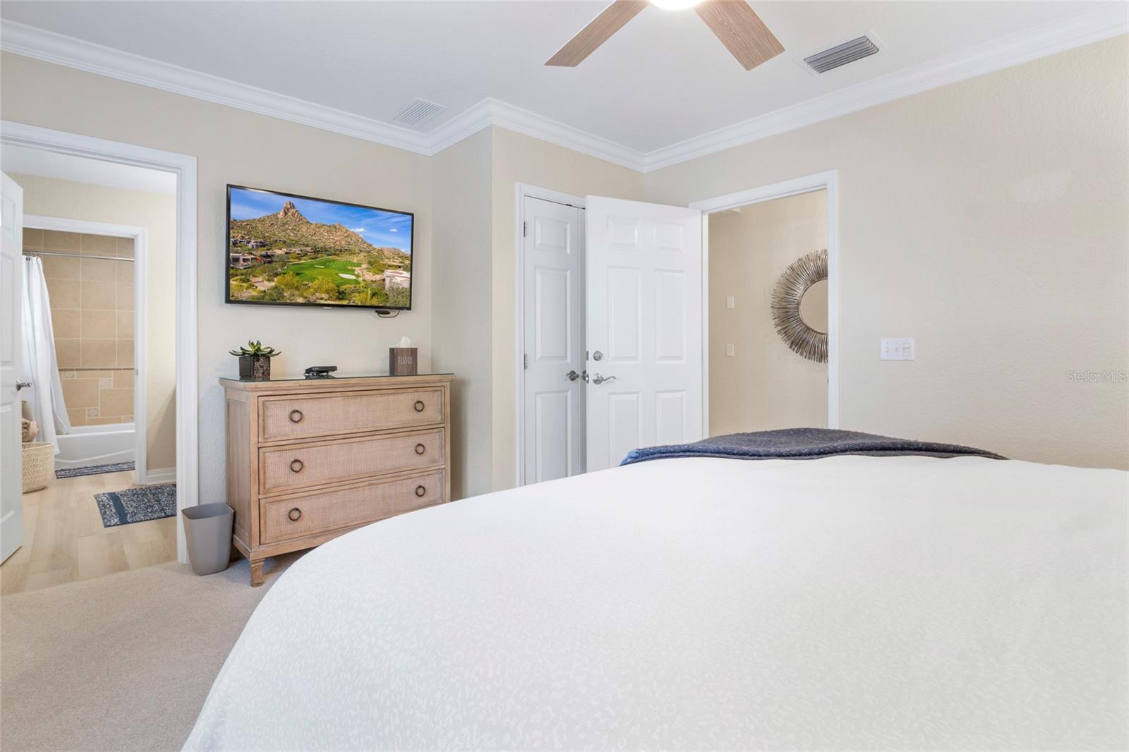 VILLAS AT REUNION SQUARE CONDO PH 9 - Residential