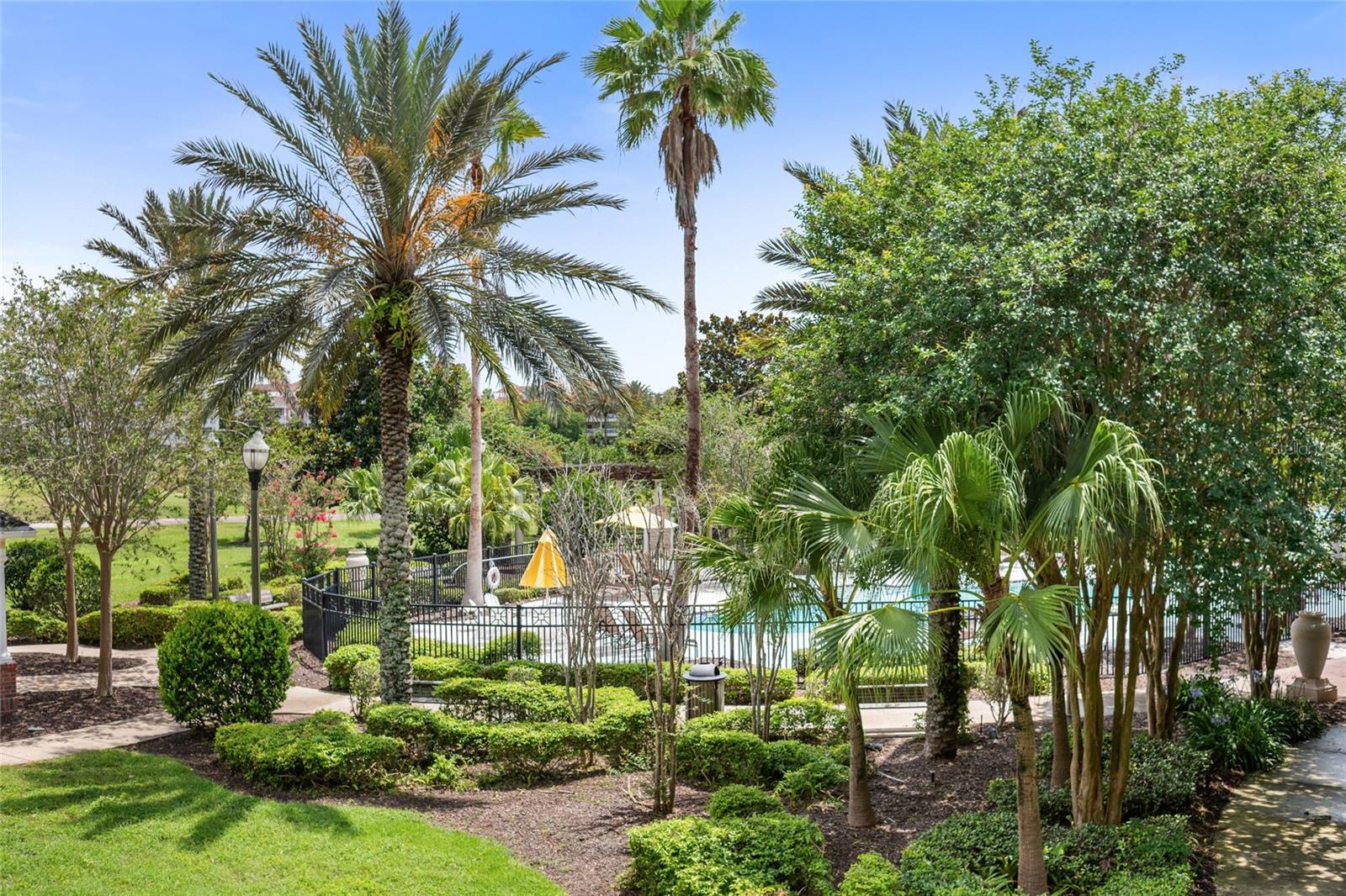 VILLAS AT REUNION SQUARE CONDO PH 9 - Residential