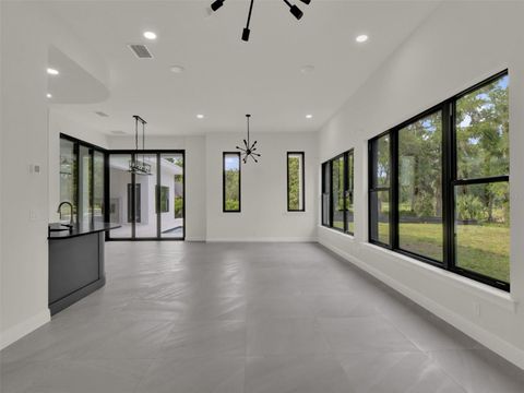 Tiny photo for 7615 SE 12th Circle, Ocala, FL 34480 (MLS # O6388085)