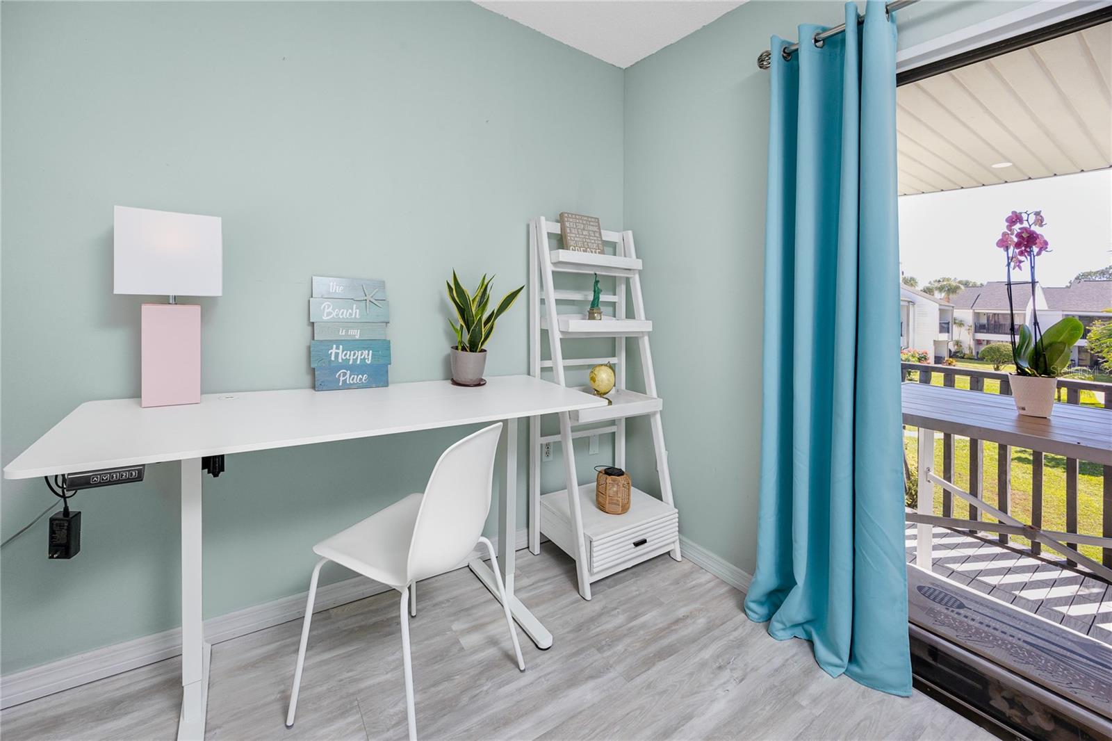 PALMS OF TARPON SPGS THE CONDO - Residential Lease