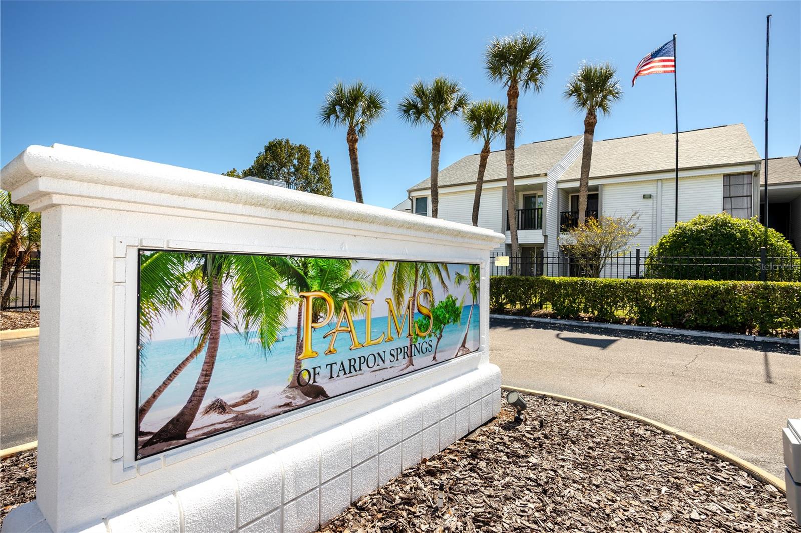 PALMS OF TARPON SPGS THE CONDO - Residential Lease