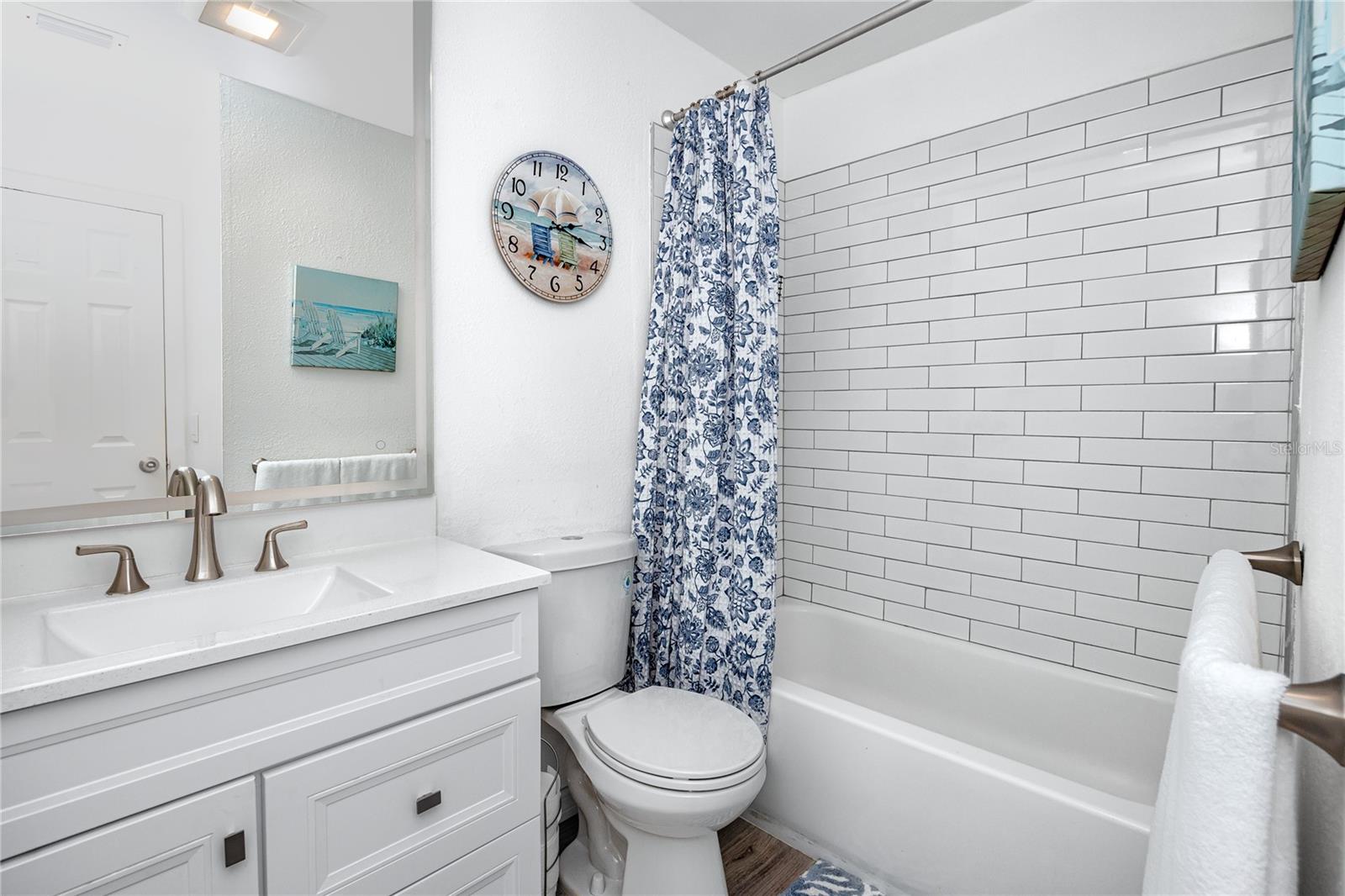 PALMS OF TARPON SPGS THE CONDO - Residential Lease