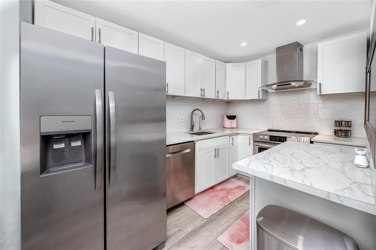 PALMS OF TARPON SPGS THE CONDO - Residential Lease