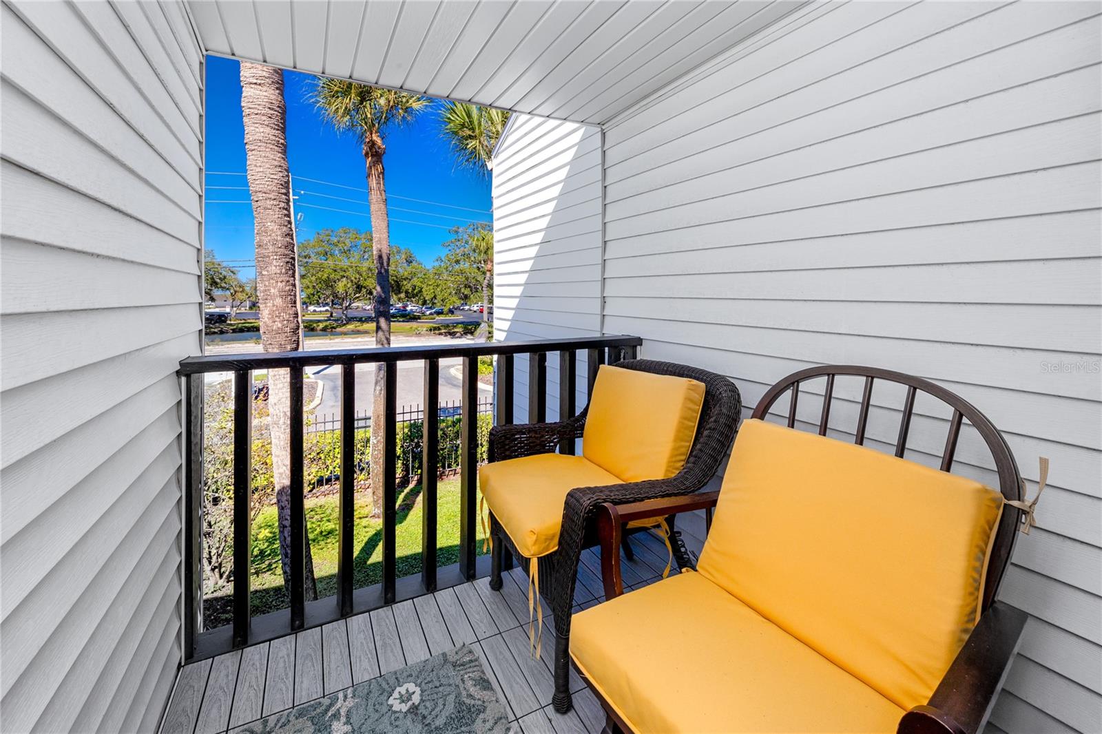 PALMS OF TARPON SPGS THE CONDO - Residential Lease