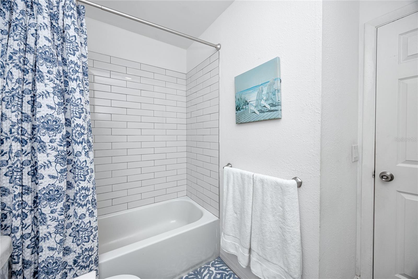 PALMS OF TARPON SPGS THE CONDO - Residential Lease