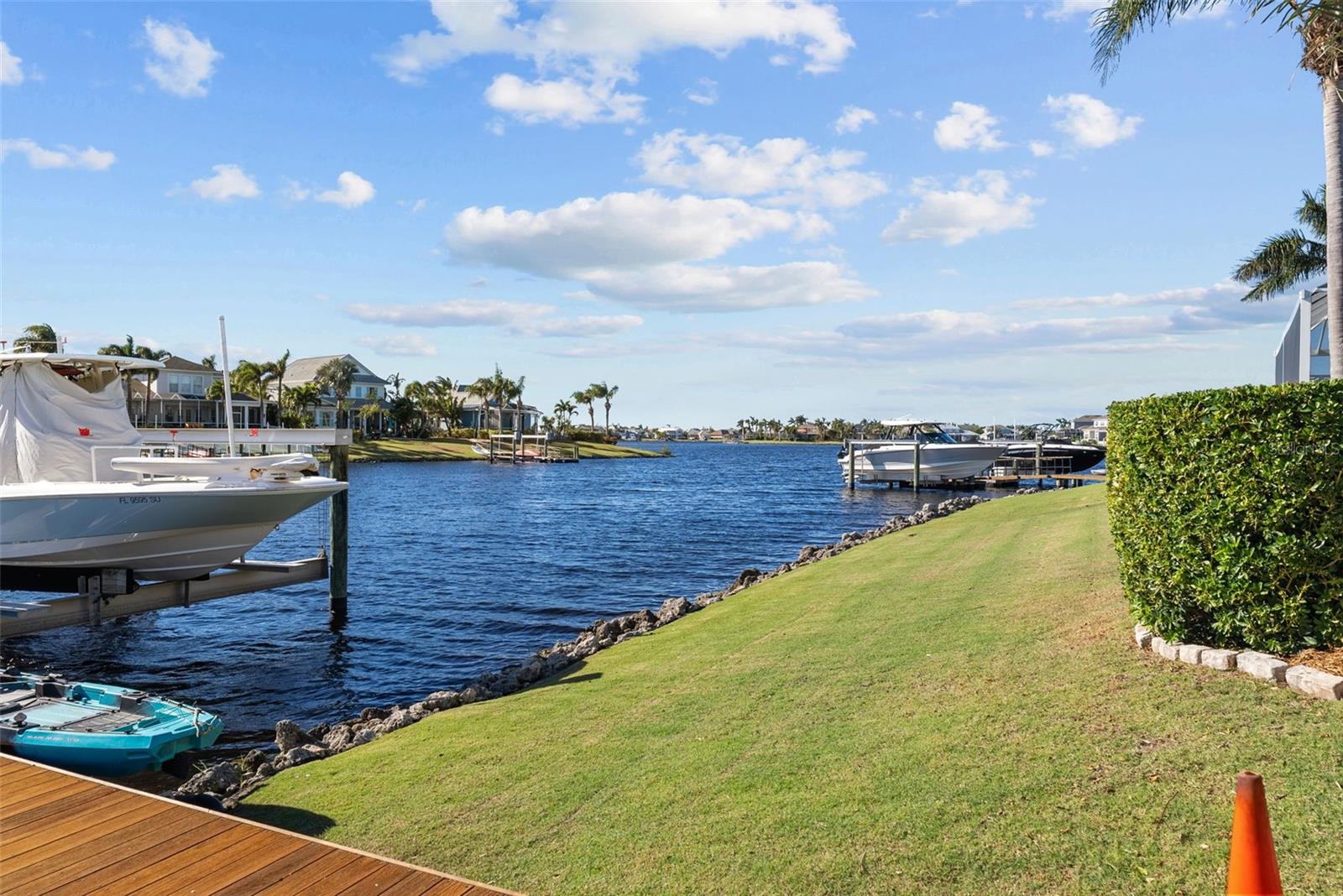 MIRABAY PH 3A-1 - Residential