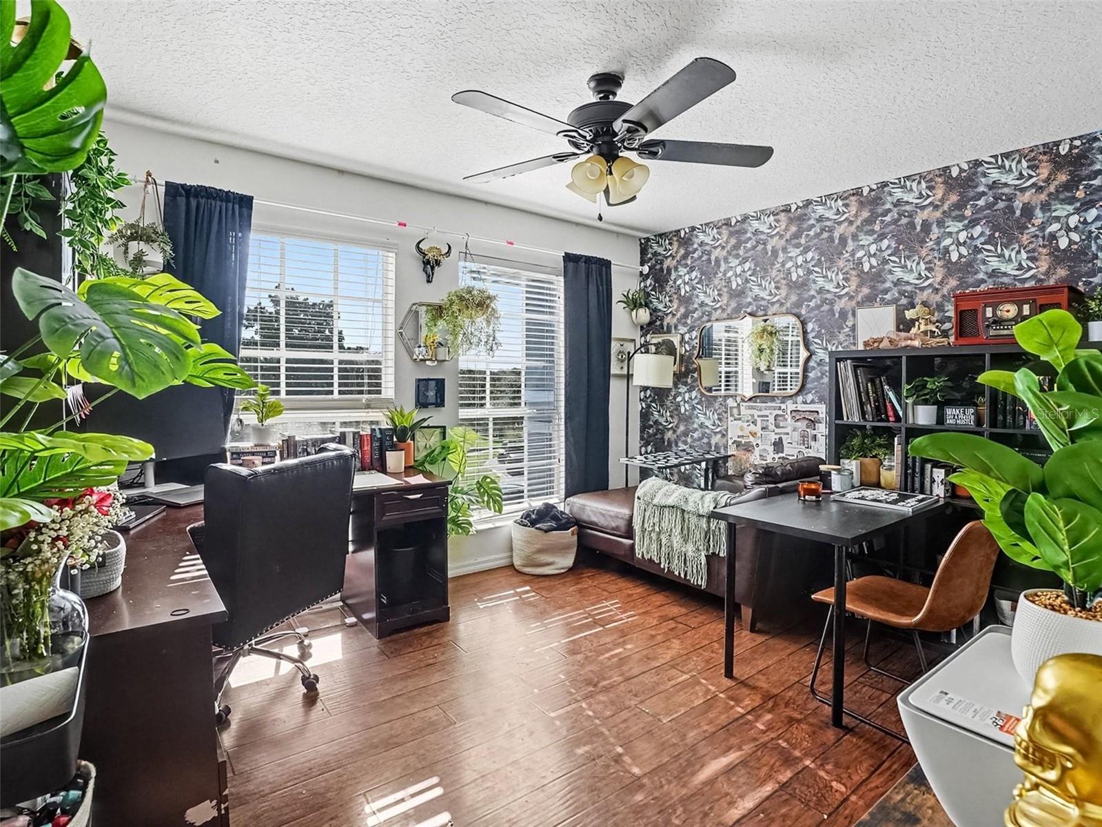 2102 GREEN ASH COURT