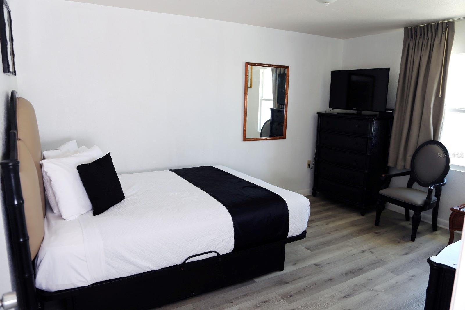 MADEIRA BEACH VISTA - Commercial Sale