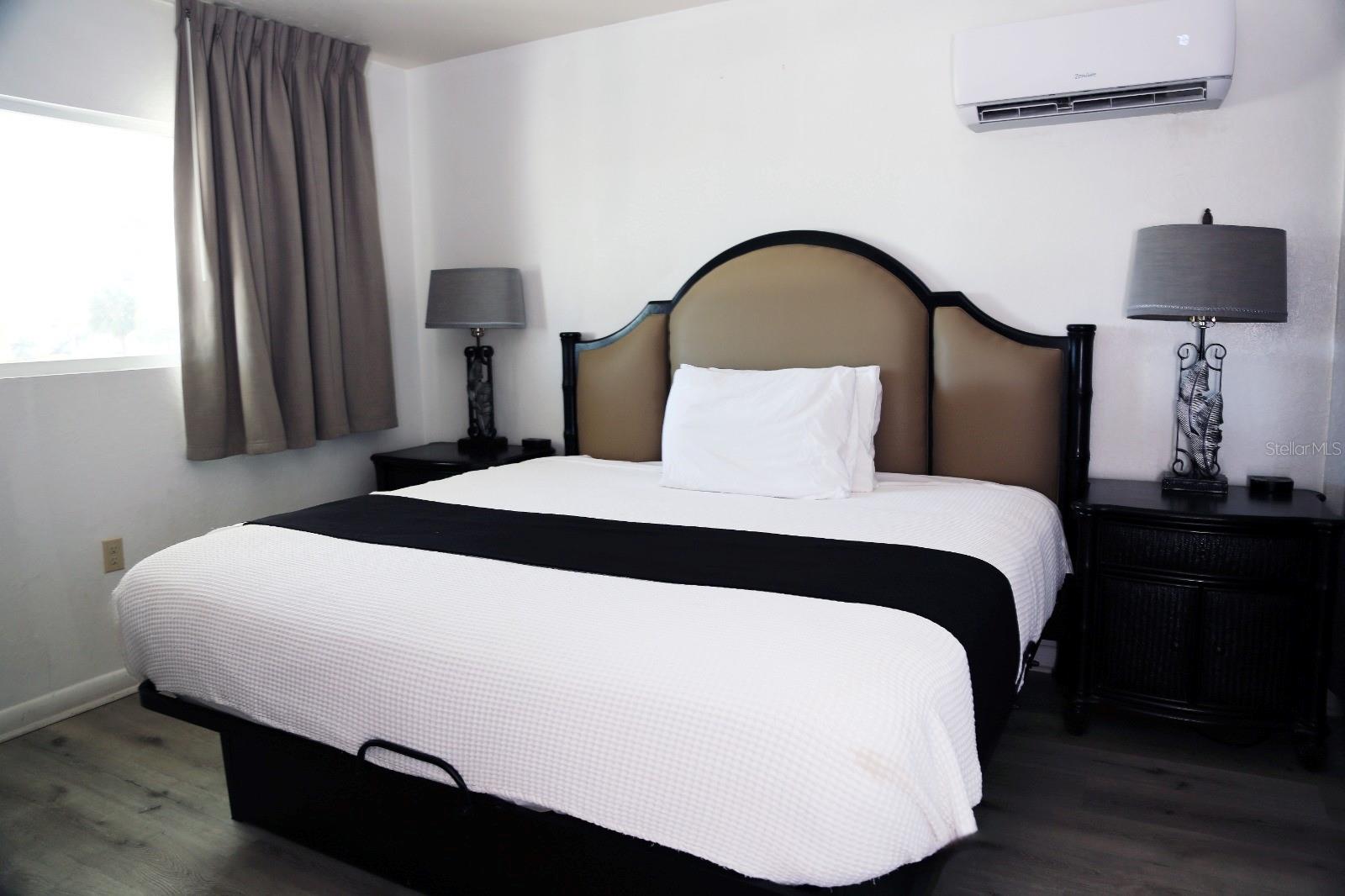 MADEIRA BEACH VISTA - Commercial Sale