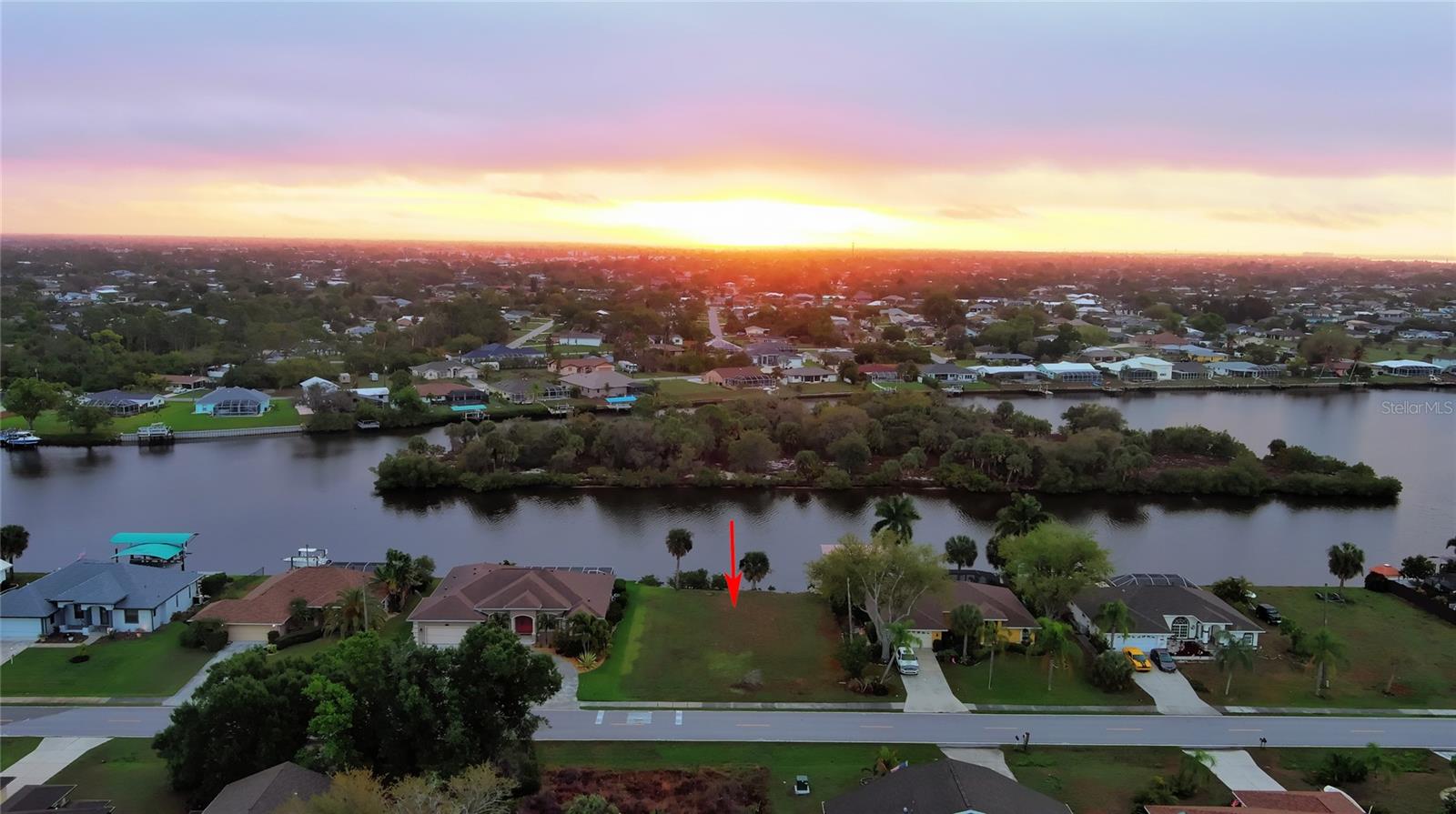 PORT CHARLOTTE SEC 010 - Land