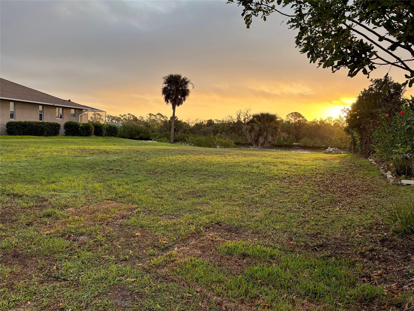 PORT CHARLOTTE SEC 010 - Land