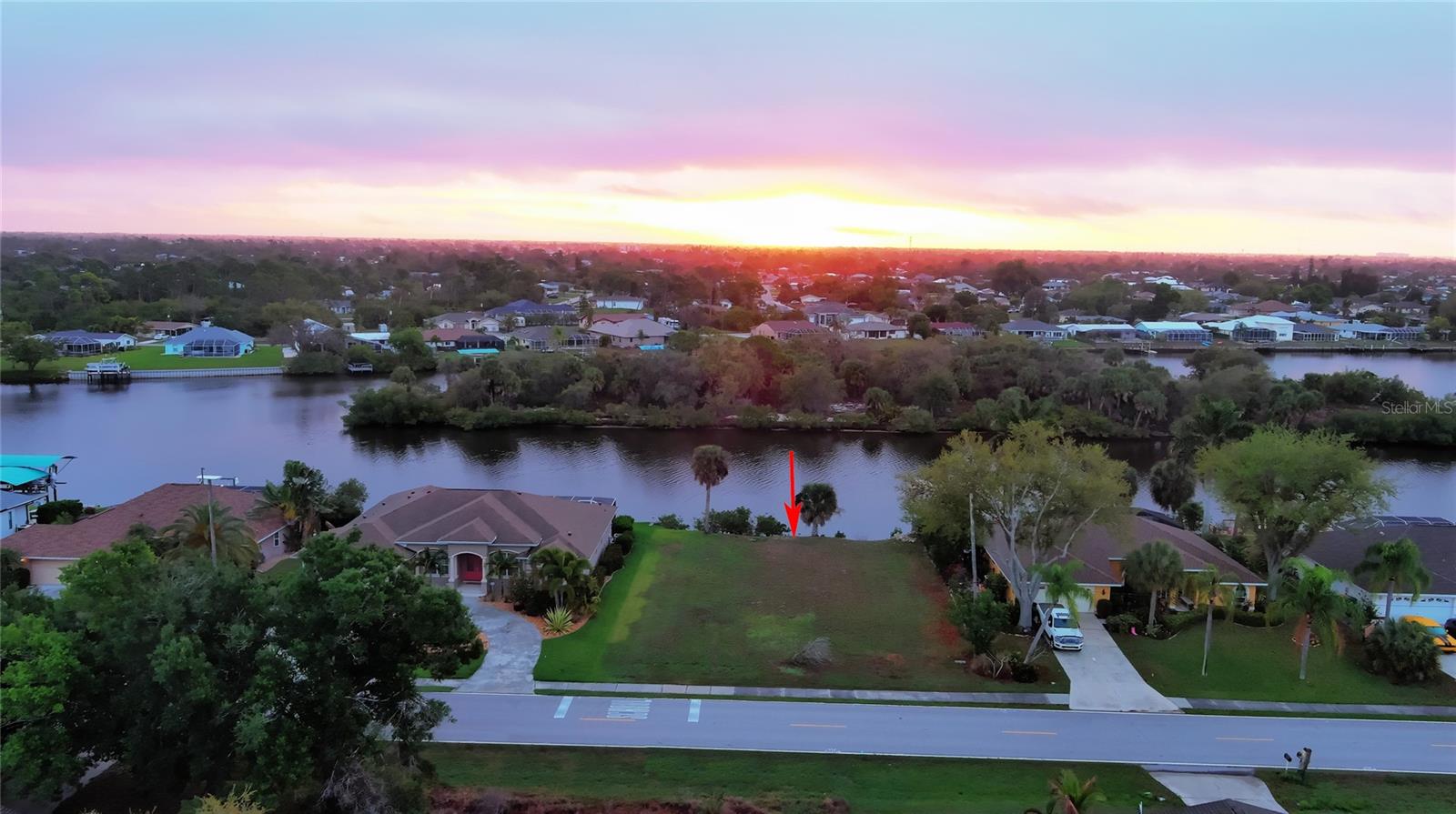 PORT CHARLOTTE SEC 010 - Land