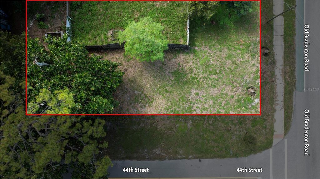 Photo of 1 44th Street, Sarasota, FL 34234 (MLS # A4637818)