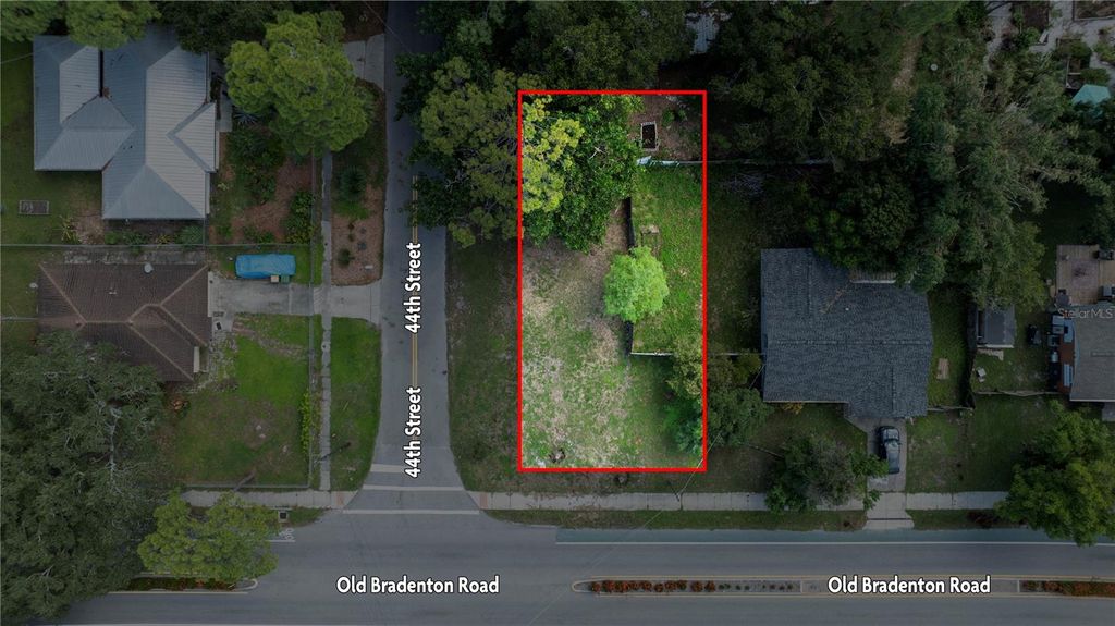 Photo of 1 44th Street, Sarasota, FL 34234 (MLS # A4637818)