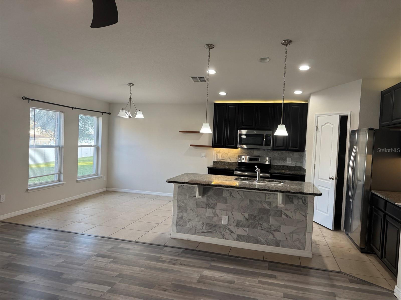 MCCORMICK RESERVE PH 2 - Residential Lease