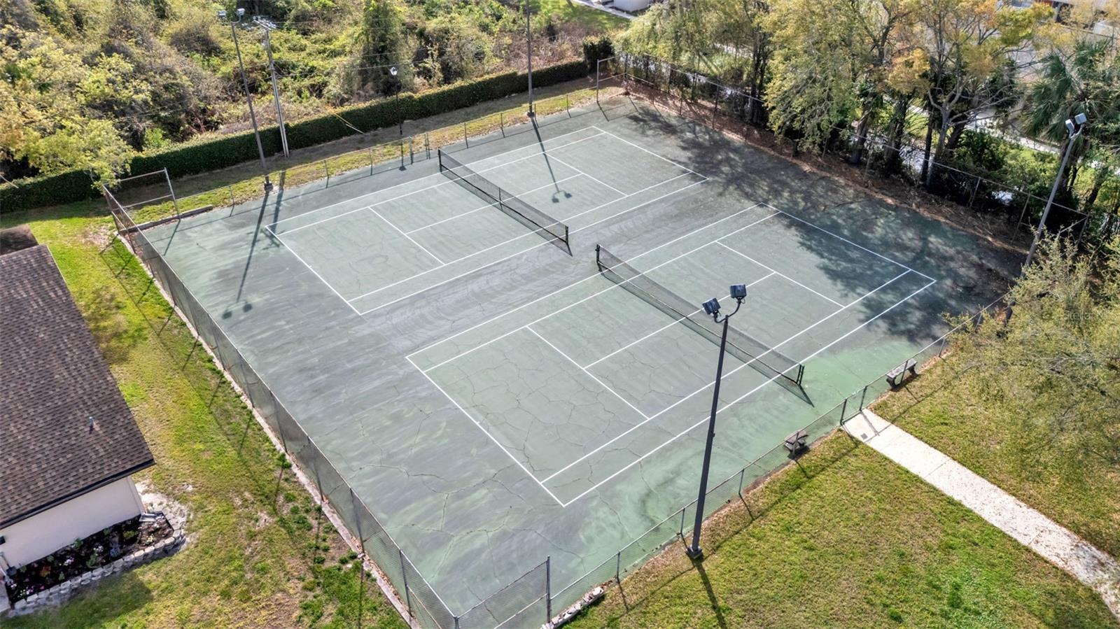 KIMBERLEA CONDO 02 - Residential