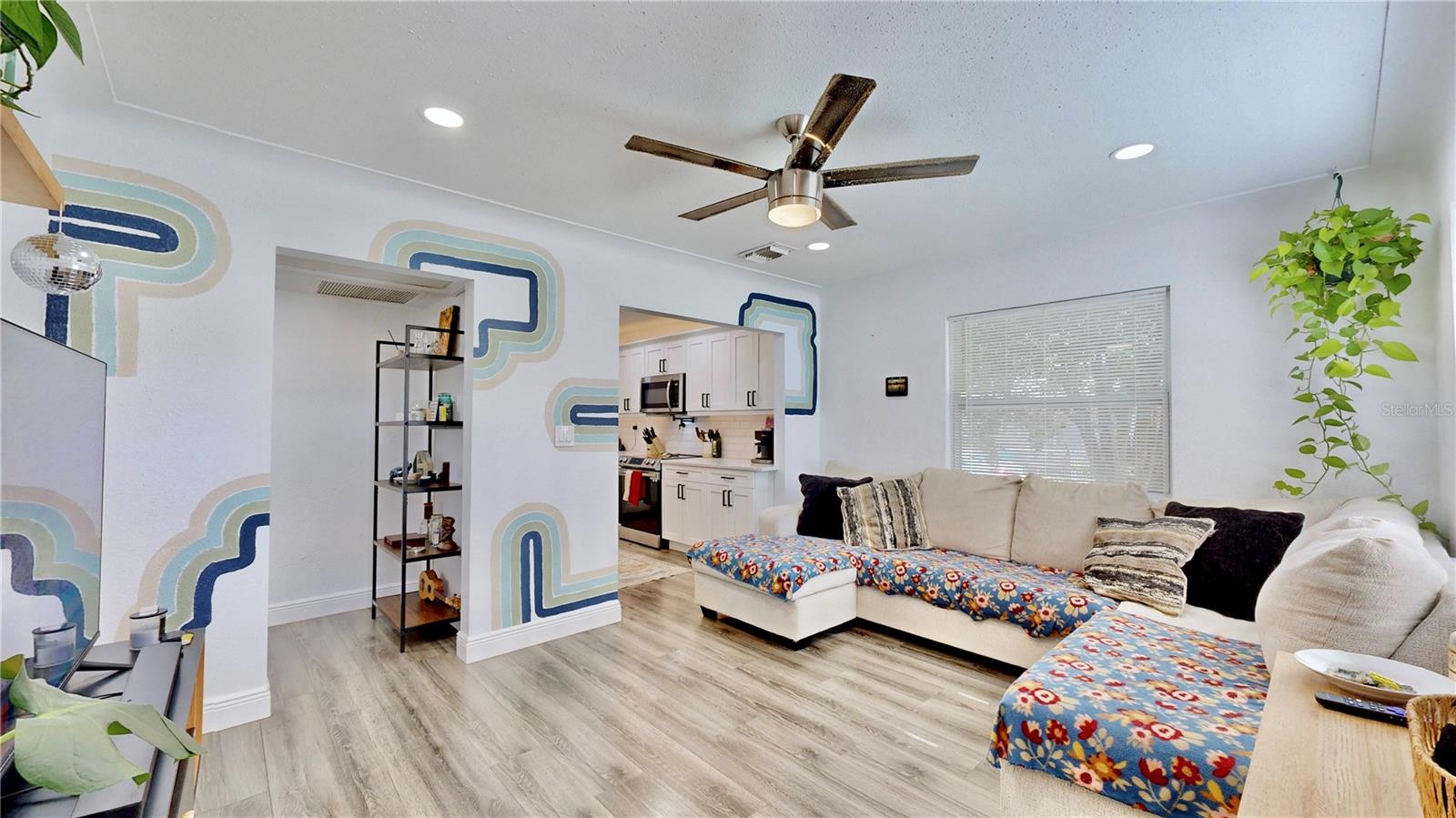 Photo 6 of 29 of 4530 21ST STREET N house