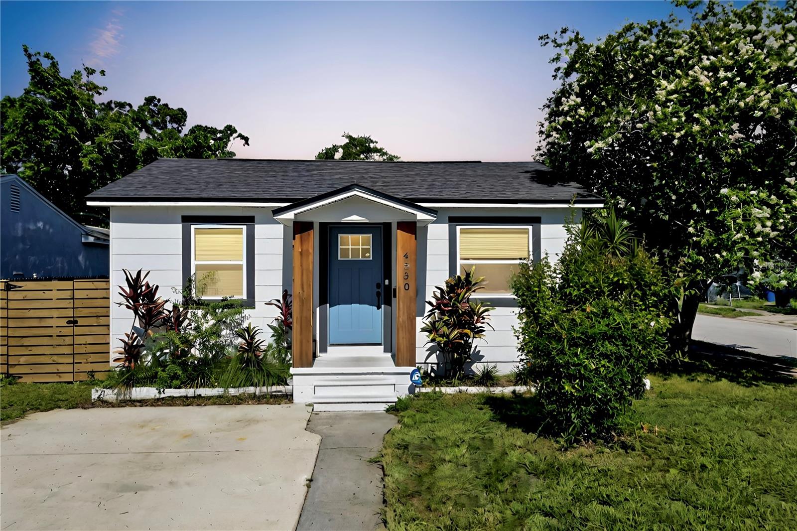View SAINT PETERSBURG, FL 33714 house
