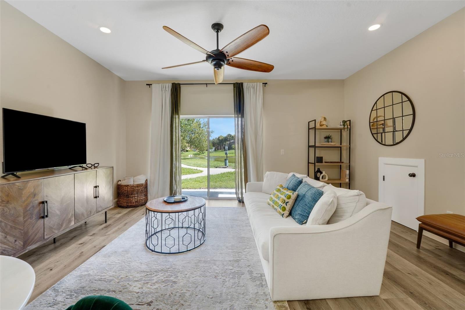 1111 LONG OAK WAY