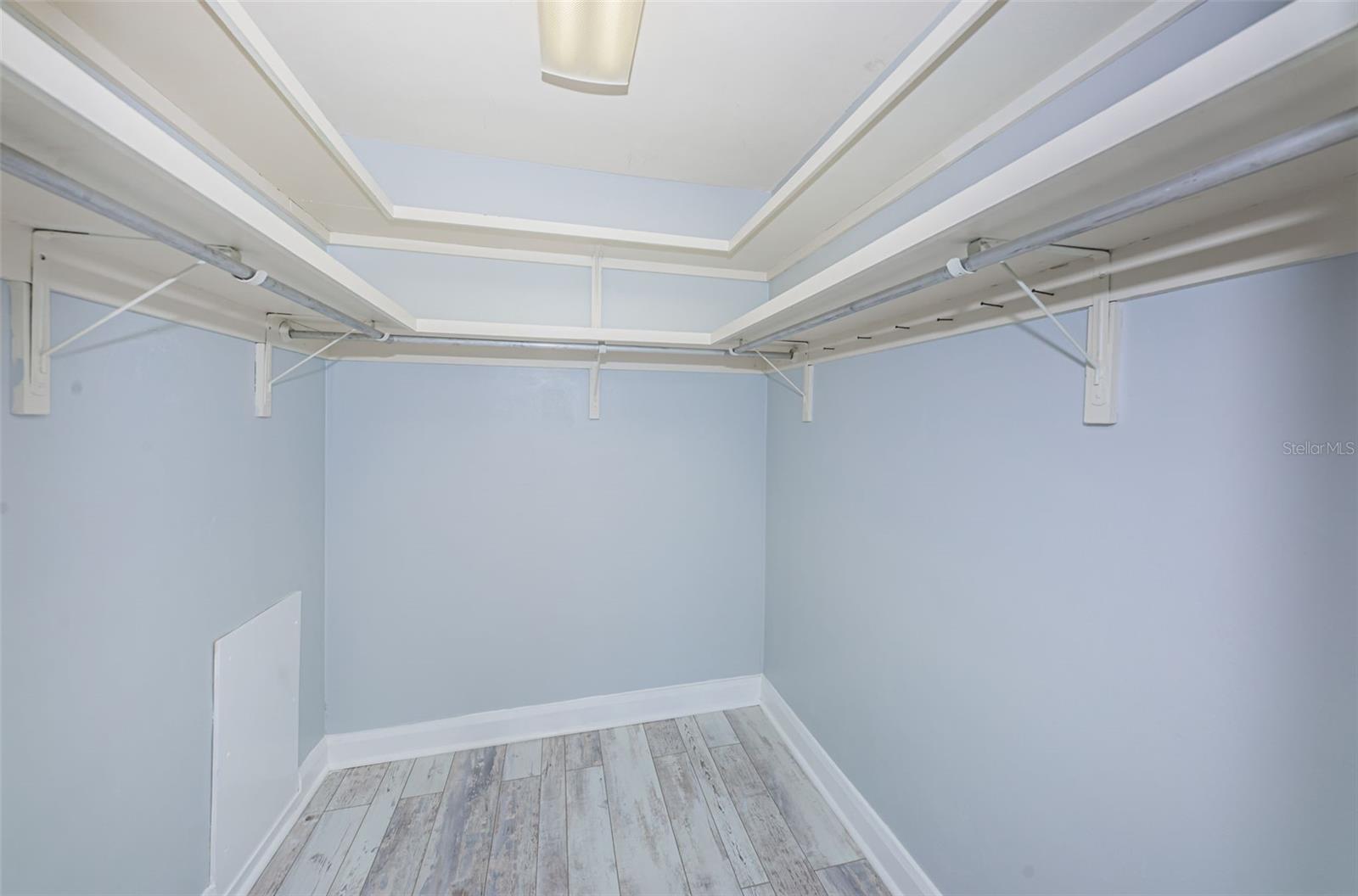 VENETIAN ISLES - Residential