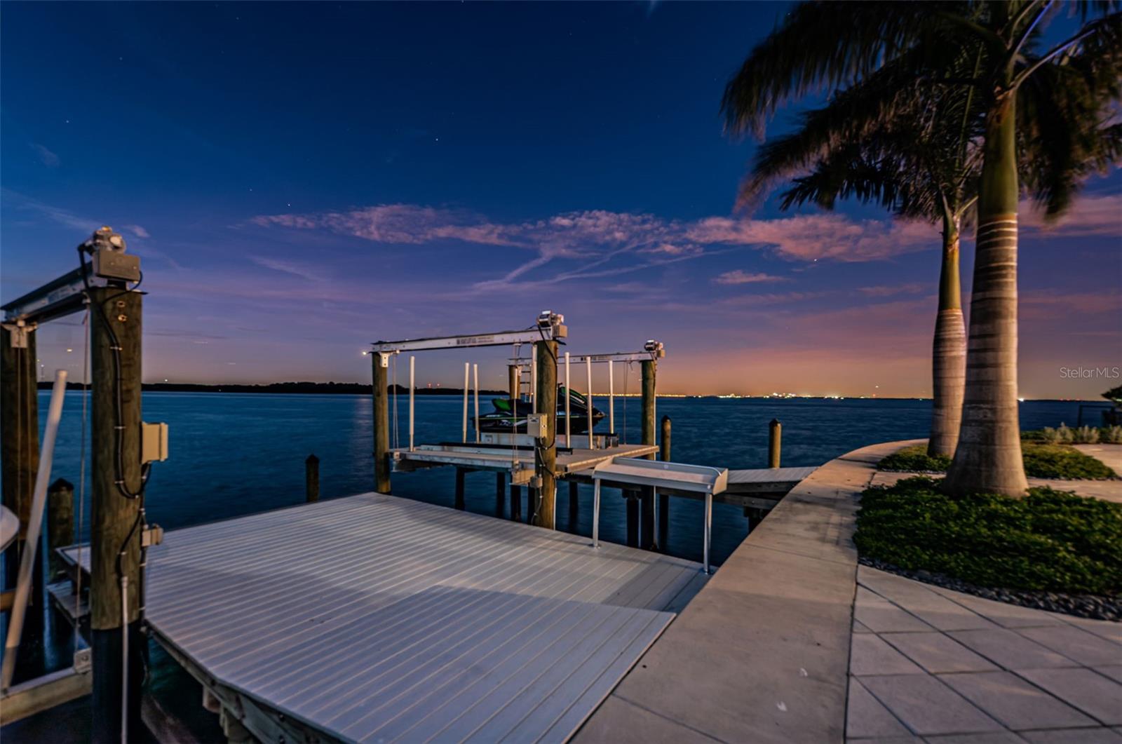 VENETIAN ISLES - Residential