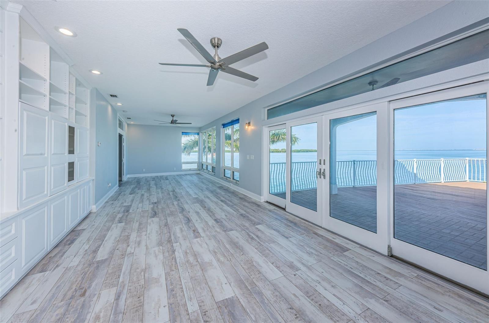 VENETIAN ISLES - Residential