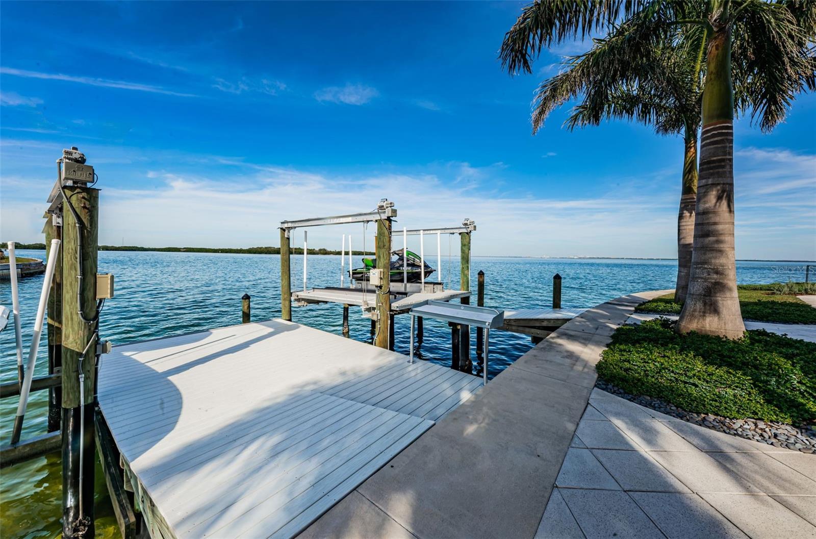 VENETIAN ISLES - Residential