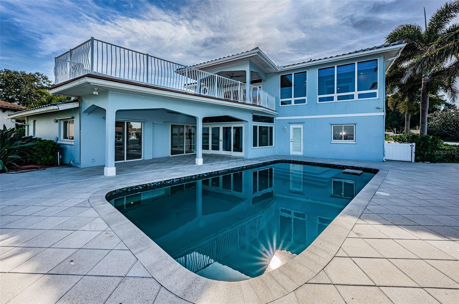 VENETIAN ISLES - Residential