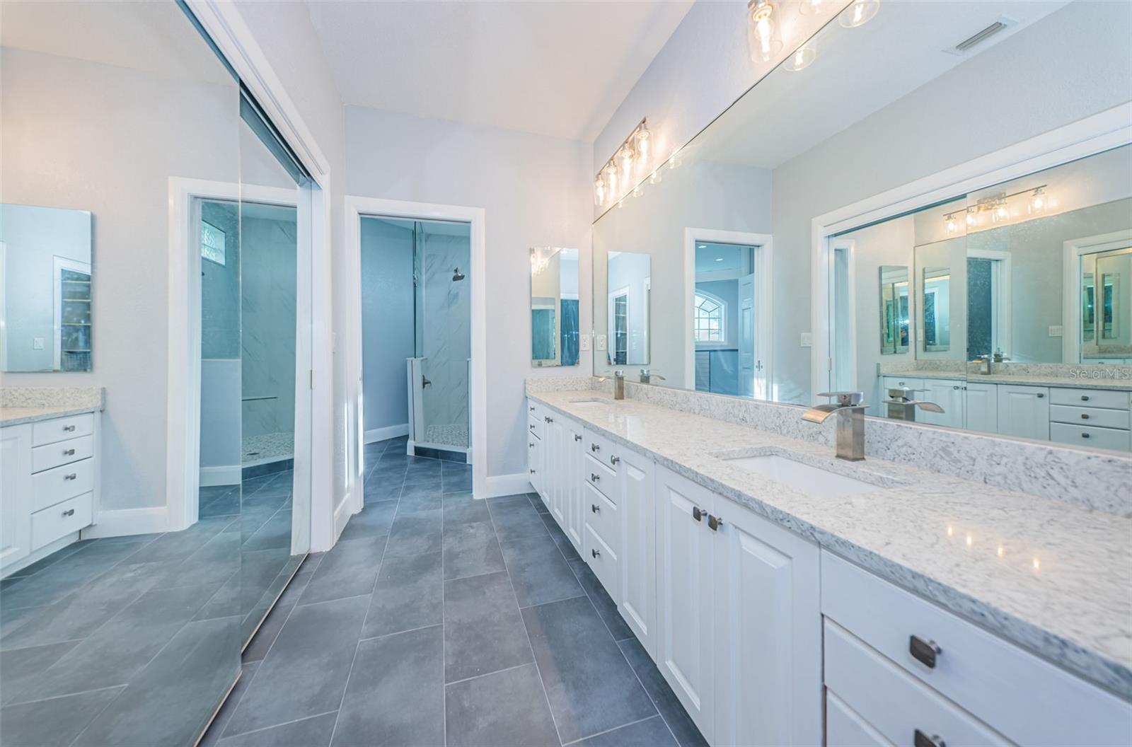 VENETIAN ISLES - Residential