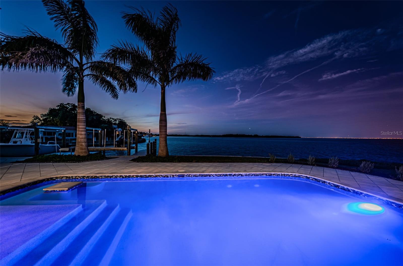 VENETIAN ISLES - Residential