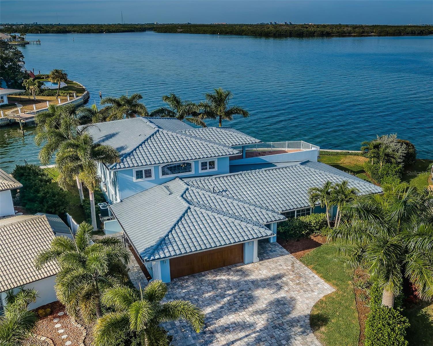 VENETIAN ISLES - Residential