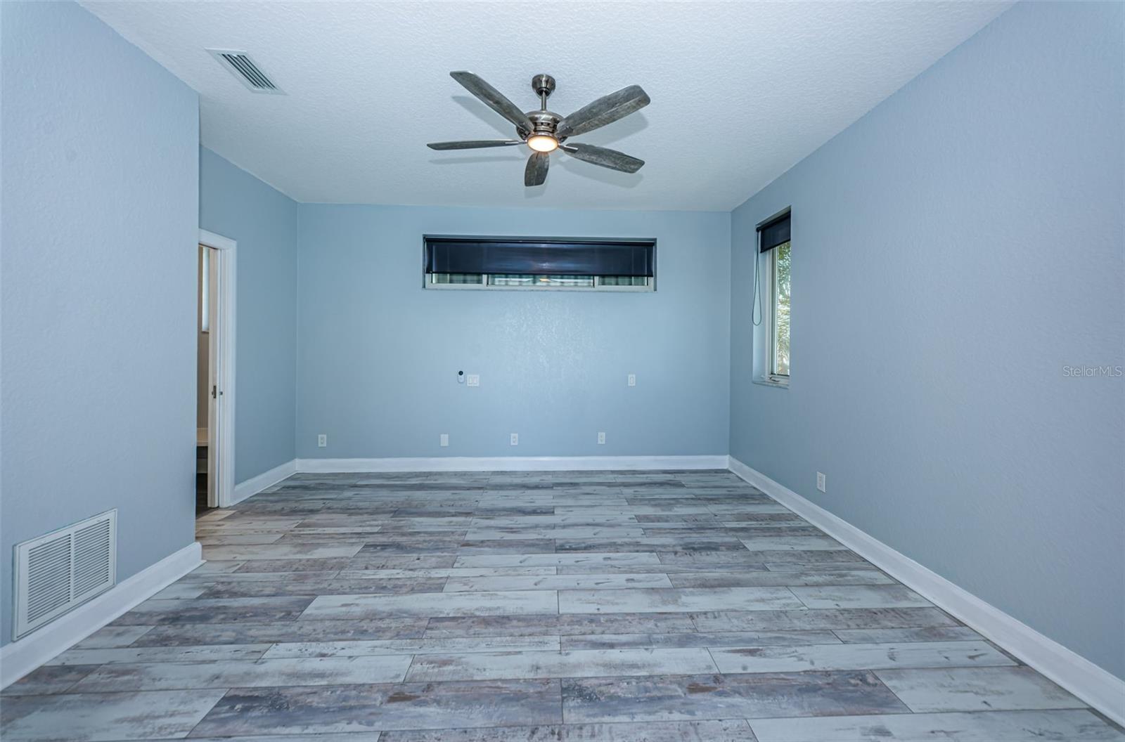 VENETIAN ISLES - Residential