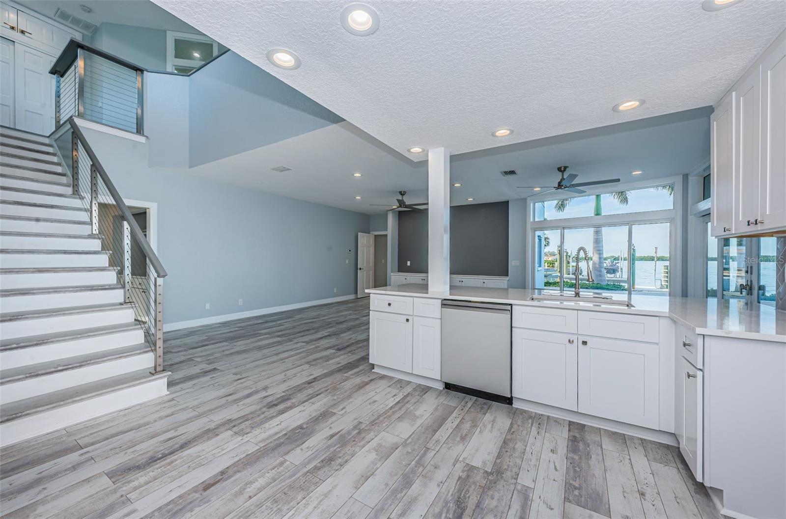 VENETIAN ISLES - Residential