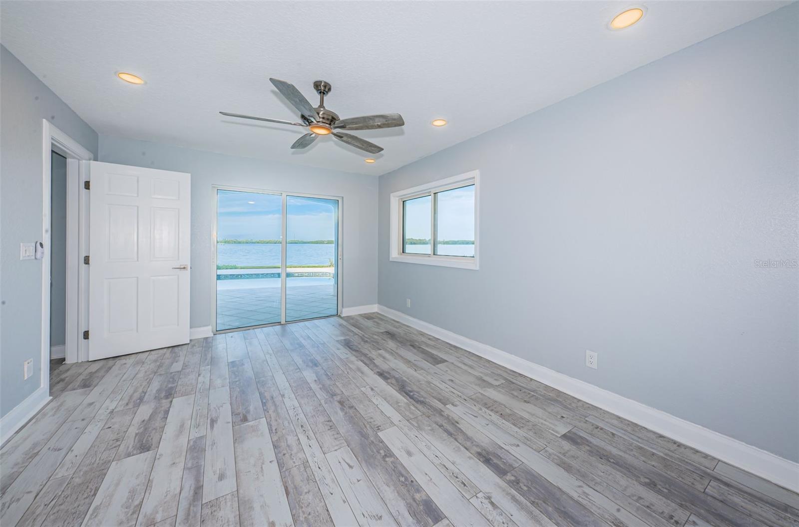 VENETIAN ISLES - Residential