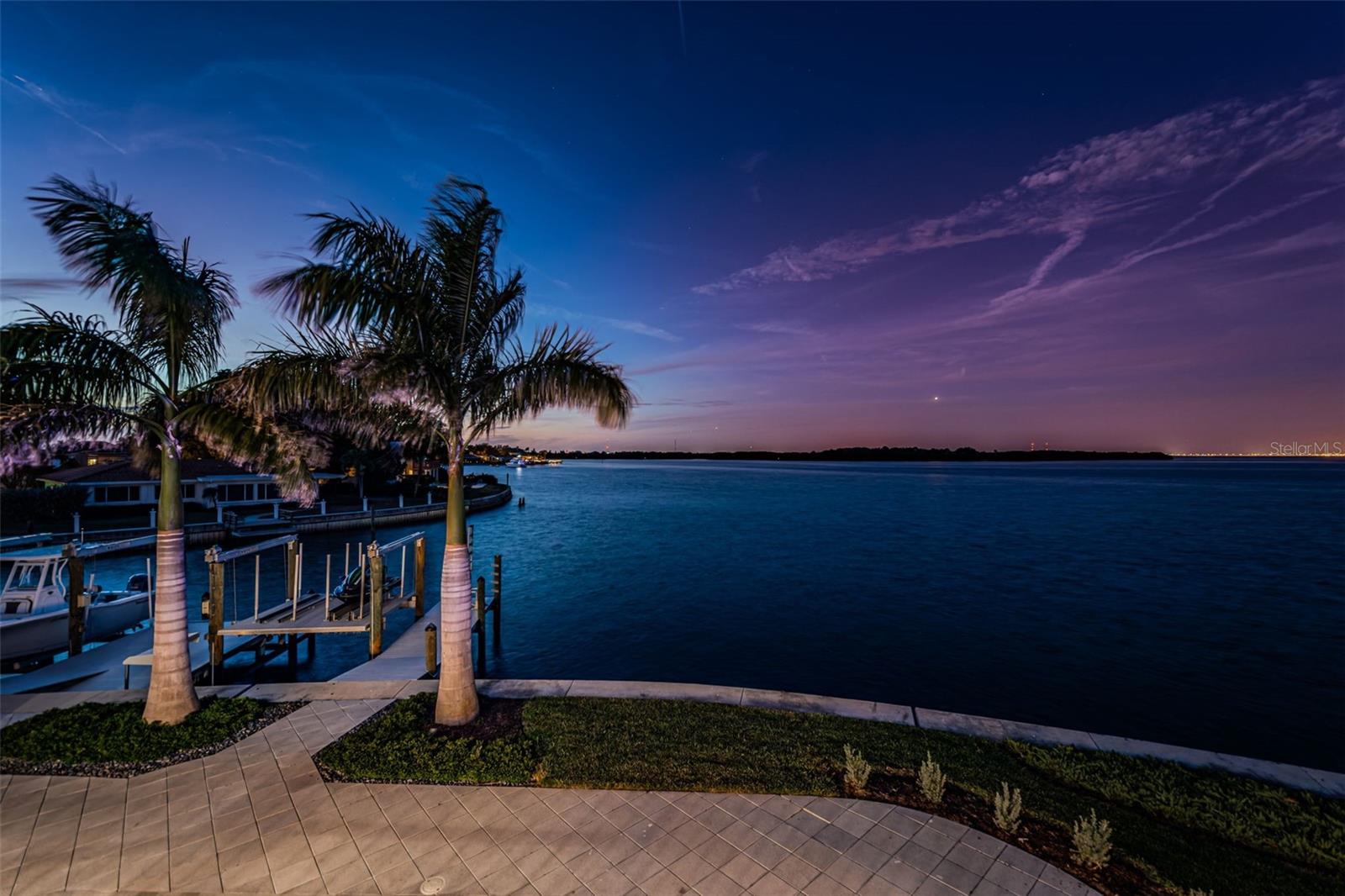 VENETIAN ISLES - Residential