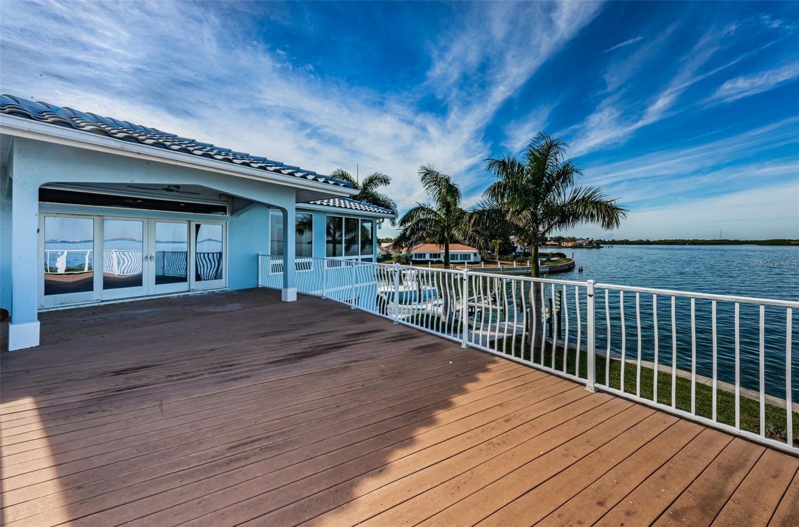 VENETIAN ISLES - Residential