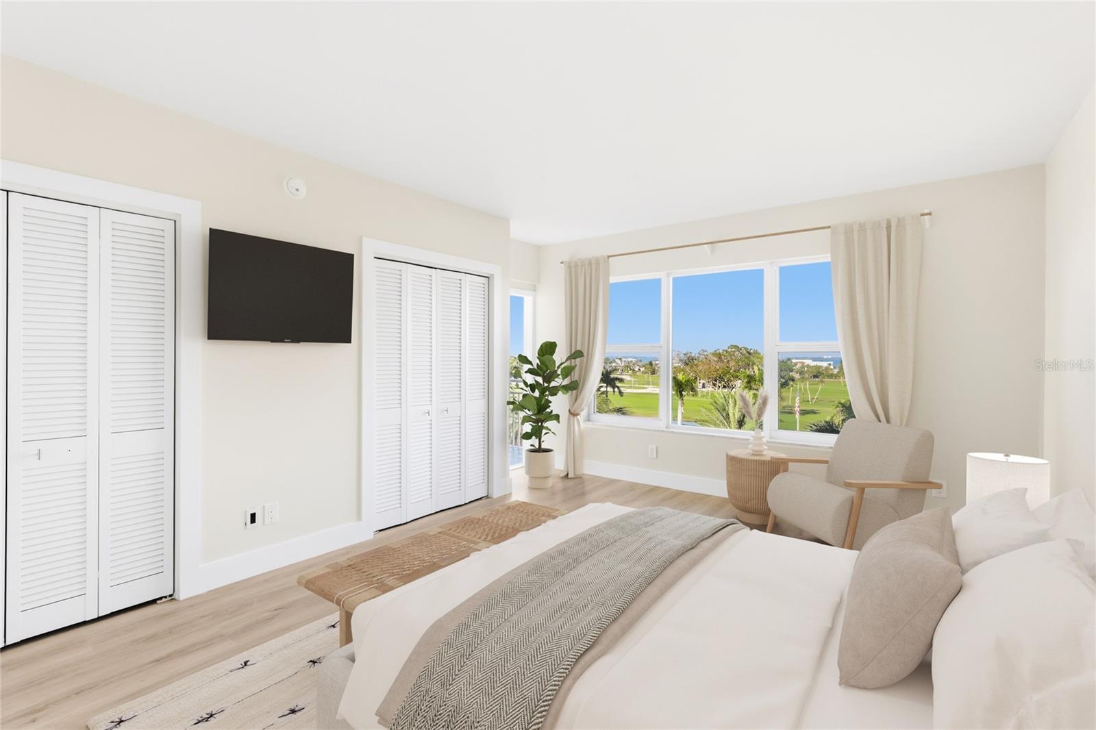 LONGBOAT KEY TOWERS - Residential